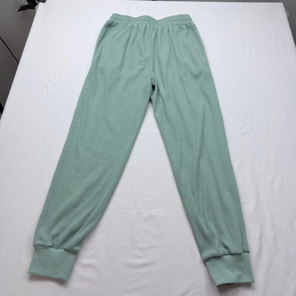 PRETTY-GARDEN knitted loungewear outfit. Ribbed 2pc set